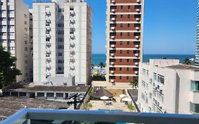 Apartamento Astúrias a menos de 50m da praia